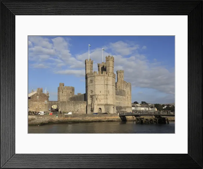 Framed Print : Caernarfon Castle, UNESCO World Heritage Site, Caernarfon, Gwynedd, North Wales, Wales Framed Print : Caernarfon Castle, UNESCO World Heritage Site, Caernarfon, Gwynedd, North Wales, Wales