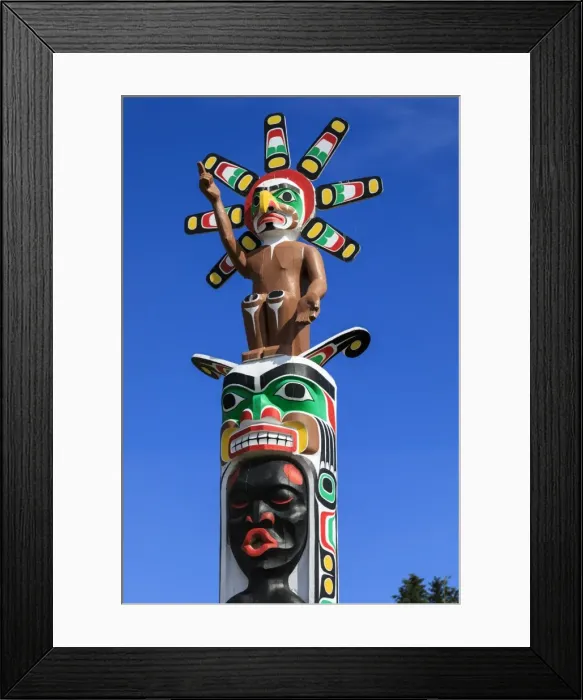 Framed Print : Colourful First Nation Totem Pole, Namgis Burial Grounds, Alert Bay, Cormorant Island Framed Print : Colourful First Nation Totem Pole, Namgis Burial Grounds, Alert Bay, Cormorant Island