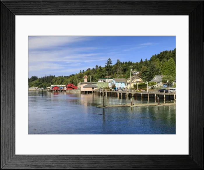 Framed Print : Alert Bay, brightly painted buildings on piles, Cormorant Island, Vancouver Island Framed Print : Alert Bay, brightly painted buildings on piles, Cormorant Island, Vancouver Island