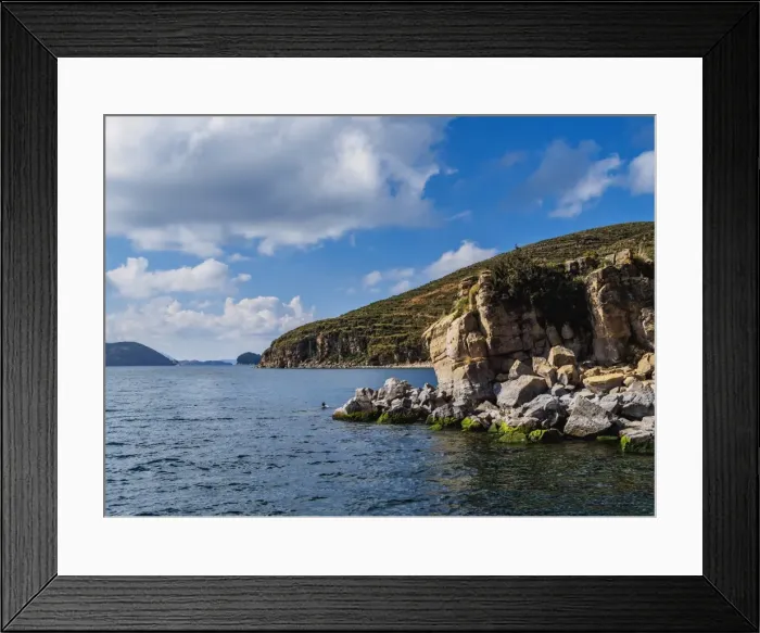 Framed Print : Island of the Sun, Titicaca Lake, La Paz Department, Bolivia, South America Framed Print : Island of the Sun, Titicaca Lake, La Paz Department, Bolivia, South America