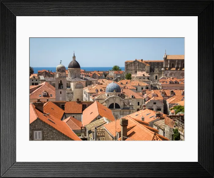 Framed Print : Looking across Dubrovniks terracotta tiled rooftops, Dubrovnik, Croatia, Europe Framed Print : Looking across Dubrovniks terracotta tiled rooftops, Dubrovnik, Croatia, Europe