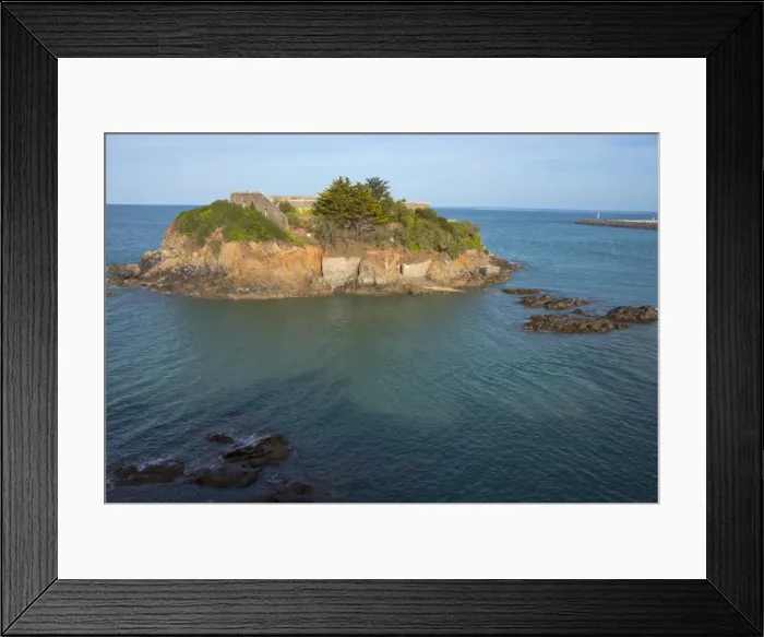 Framed Print : Saint Quai Portrieux (St. Quay Portrieux), the coast towards Paimpol, Cotes d Armor Framed Print : Saint Quai Portrieux (St. Quay Portrieux), the coast towards Paimpol, Cotes d Armor