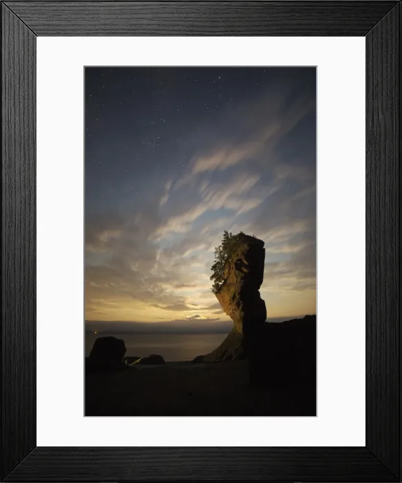 Framed Print : Hopewell Rocks, the flowerpot rocks, on the Bay of Fundy, scene of the worlds highest tides Framed Print : Hopewell Rocks, the flowerpot rocks, on the Bay of Fundy, scene of the worlds highest tides