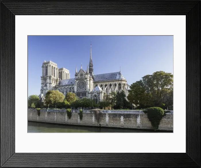 Framed Print : Notre Dame de Paris Cathedral and the River Seine, Paris, France, Europe Framed Print : Notre Dame de Paris Cathedral and the River Seine, Paris, France, Europe