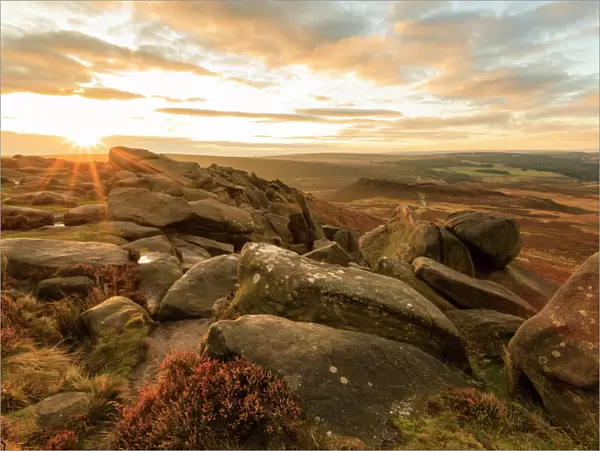 Higger Tor, Carl Wark Hill Fort and Hathersage Moor, sunrise in autumn, Peak District National Park
