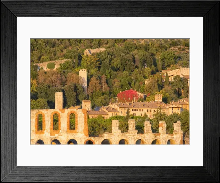 Framed Print : Sunset in autumn, Gubbio, Umbria, Italy, Europe Framed Print : Sunset in autumn, Gubbio, Umbria, Italy, Europe