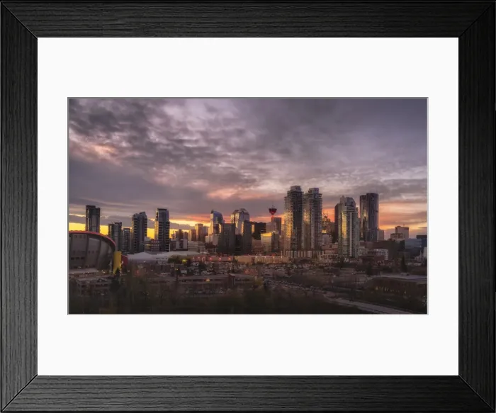 Framed Print : Skyline at sunset, Calgary, Alberta, Canada, North America Framed Print : Skyline at sunset, Calgary, Alberta, Canada, North America