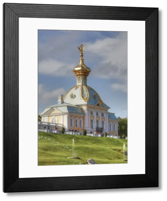 Framed Print : West Chapel, Peterhof, UNESCO World Heritage Site, near St. Petersburg, Russia, Europe Framed Print : West Chapel, Peterhof, UNESCO World Heritage Site, near St. Petersburg, Russia, Europe