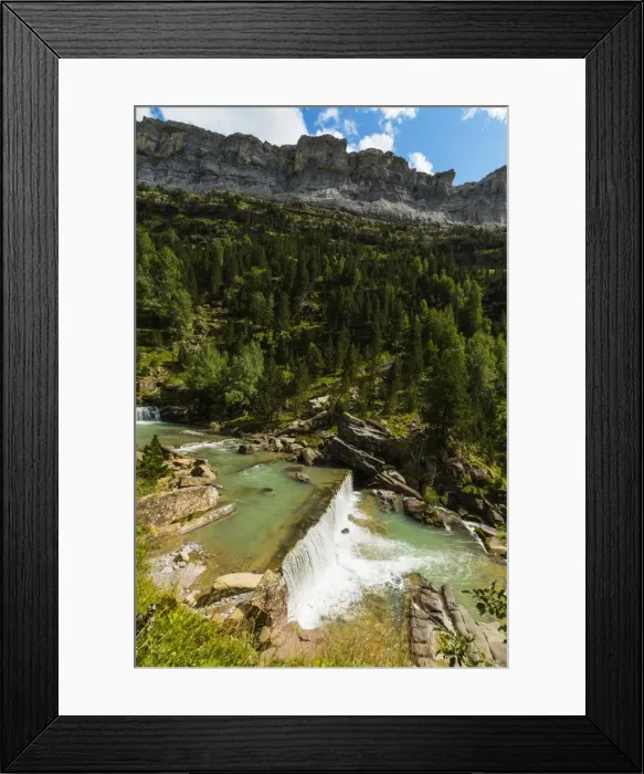 Framed Print : Sierra de las Cutas on the south rim above a Rio Arazas waterfall, Ordesa Valley Framed Print : Sierra de las Cutas on the south rim above a Rio Arazas waterfall, Ordesa Valley