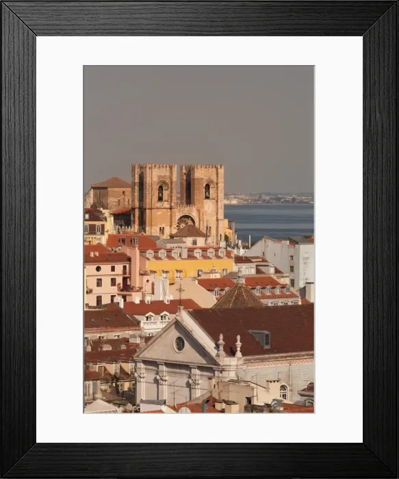Framed Print : Se Cathedral at sunset, Alfama, Lisbon, Portugal, Europe Framed Print : Se Cathedral at sunset, Alfama, Lisbon, Portugal, Europe