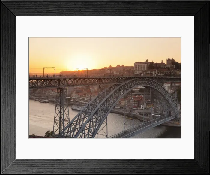 Framed Print : Ponte Dom Luis I Bridge at sunset, Ribeira District, UNESCO World Heritage Site, Porto (Oporto) Framed Print : Ponte Dom Luis I Bridge at sunset, Ribeira District, UNESCO World Heritage Site, Porto (Oporto)