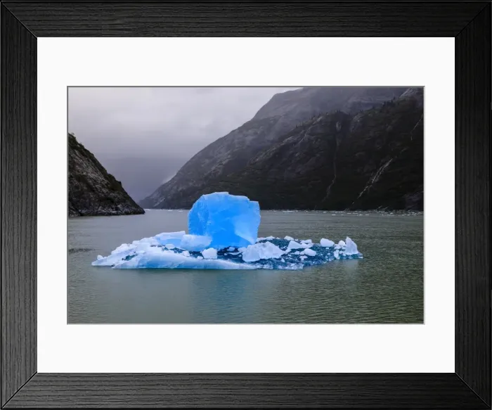 Framed Print : Spectacular iceberg, with stunning blue cube, Tracy Arm Fjord, misty conditions Framed Print : Spectacular iceberg, with stunning blue cube, Tracy Arm Fjord, misty conditions