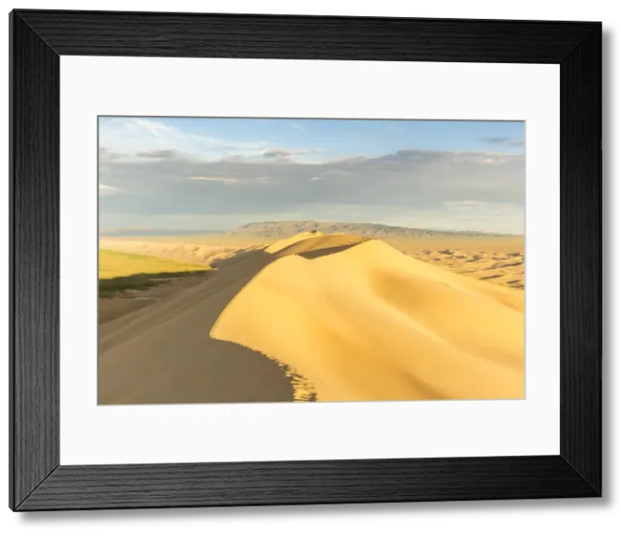 Framed Print : People walking on Khongor sand dunes in Gobi Gurvan Saikhan National Park, Sevrei district Framed Print : People walking on Khongor sand dunes in Gobi Gurvan Saikhan National Park, Sevrei district