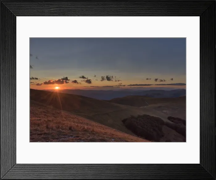 Framed Print : Hills in autumn at sunset, Sibillini Park, Umbria, Italy, Europe Framed Print : Hills in autumn at sunset, Sibillini Park, Umbria, Italy, Europe