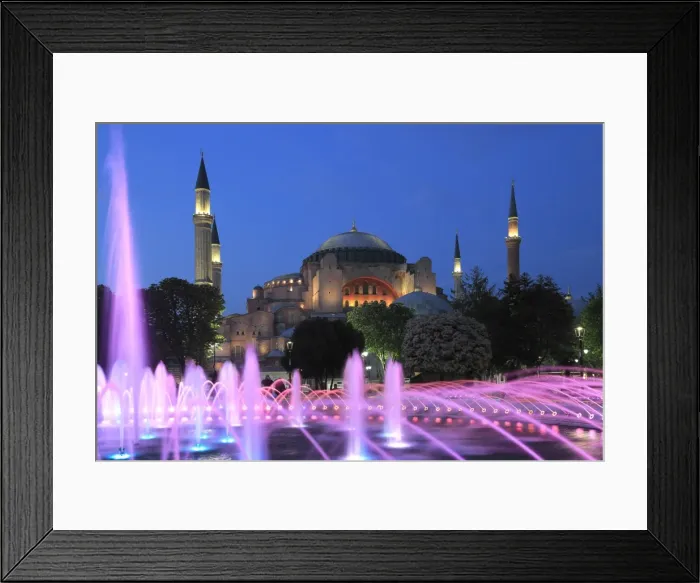 Framed Print : Hagia Sophia (Aya Sofya) at night, UNESCO World Heritage Site, Sultanahmet Square Park Framed Print : Hagia Sophia (Aya Sofya) at night, UNESCO World Heritage Site, Sultanahmet Square Park
