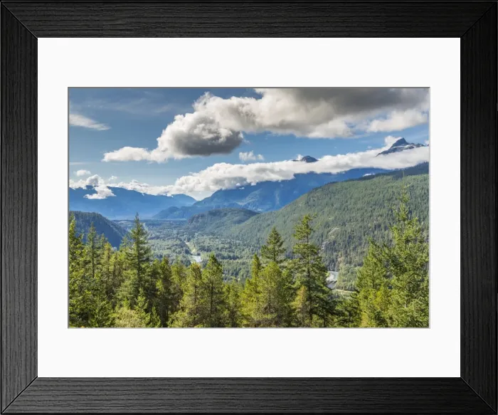 Framed Print : View of The Tsilxwm (Tantalus Mountain Range), British Columbia, Canada, North America Framed Print : View of The Tsilxwm (Tantalus Mountain Range), British Columbia, Canada, North America