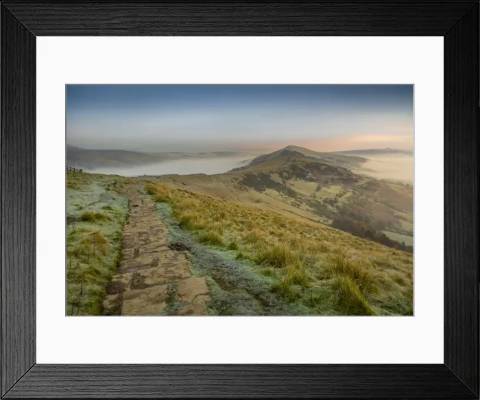 Framed Print : View from frosty Mam Tor of Hope Valley and Vale of Edale at sunrise, Castleton Framed Print : View from frosty Mam Tor of Hope Valley and Vale of Edale at sunrise, Castleton