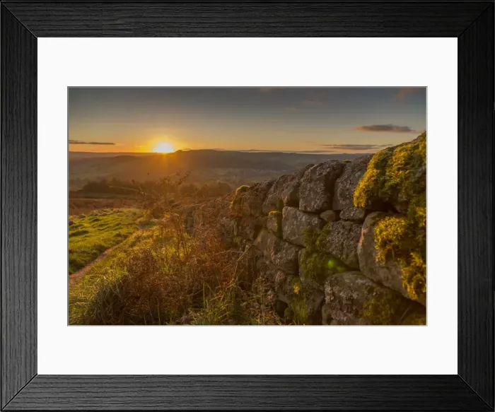 Framed Print : View of sunset from dry stone wall on Baslow Edge, Baslow, Peak District National Park Framed Print : View of sunset from dry stone wall on Baslow Edge, Baslow, Peak District National Park