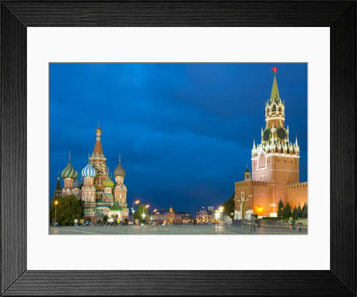 Framed Print : Red Square, St. Basils Cathedral and the Saviors Tower of the Kremlin, UNESCO World Heritage Site Framed Print : Red Square, St. Basils Cathedral and the Saviors Tower of the Kremlin, UNESCO World Heritage Site