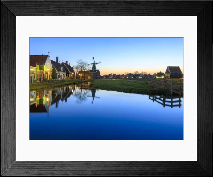 Framed Print : Blue lights at dusk on wooden houses and windmills of the typical village of Zaanse Schans Framed Print : Blue lights at dusk on wooden houses and windmills of the typical village of Zaanse Schans