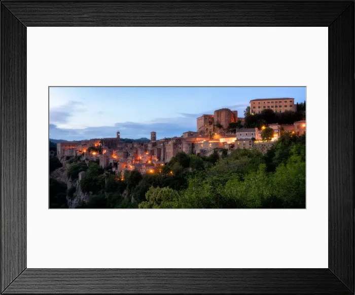 Framed Print : Sorano, Umbria, Italy, Europe Framed Print : Sorano, Umbria, Italy, Europe