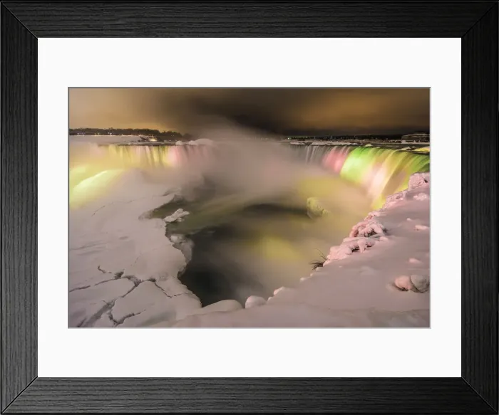 Framed Print : Frozen rainbow at Niagara Falls, Ontario, Canada, North America Framed Print : Frozen rainbow at Niagara Falls, Ontario, Canada, North America