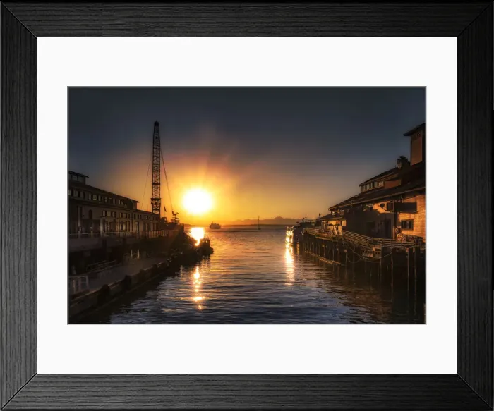 Framed Print : Stunning sunset over Pier 55 in Seattle, Washington State, United States of America Framed Print : Stunning sunset over Pier 55 in Seattle, Washington State, United States of America
