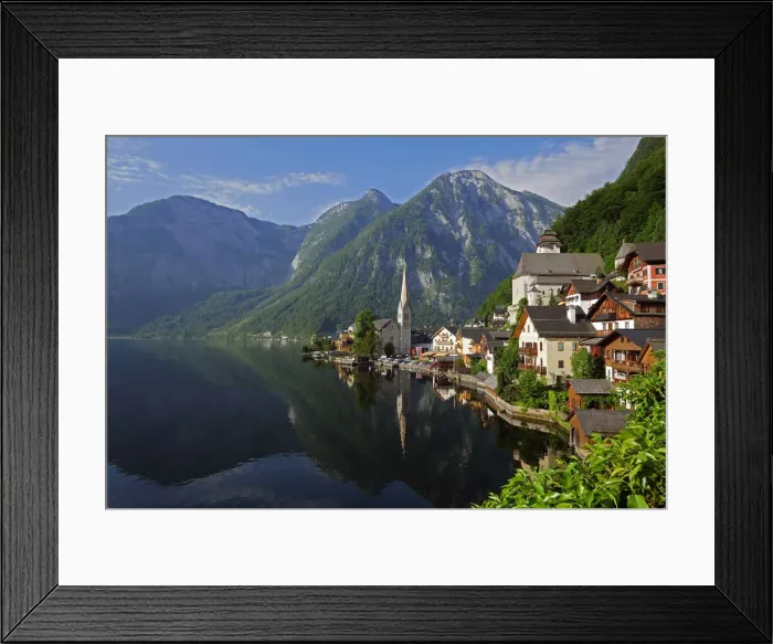 Framed Print : Town of Hallstatt, UNESCO World Heritage Site, on Lake Hallstatt, Salzkammergut, Upper Austria Framed Print : Town of Hallstatt, UNESCO World Heritage Site, on Lake Hallstatt, Salzkammergut, Upper Austria