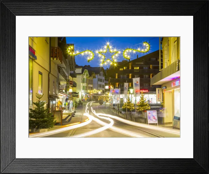 Framed Print : Dorfstrasse in Wengen, Jungfrau region, Bernese Oberland, Swiss Alps, Switzerland, Europe Framed Print : Dorfstrasse in Wengen, Jungfrau region, Bernese Oberland, Swiss Alps, Switzerland, Europe