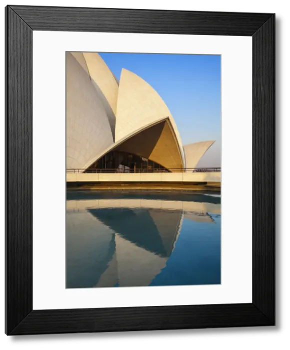 Framed Print : Bahai House of Worship known as the The Lotus Temple, New Delhi, Delhi, India, Asia
