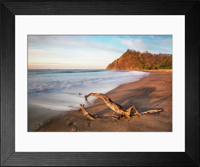 Framed Print : Playa Buena Vista Beach at sunrise, Guanacaste Province, Costa Rica, Central America Framed Print : Playa Buena Vista Beach at sunrise, Guanacaste Province, Costa Rica, Central America