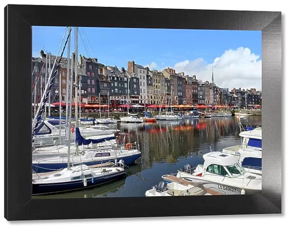 The Vieux Bassin, Old Harbour, St. Catherines Quay, Honfleur, Calvados, Basse Normandie (Normandy)