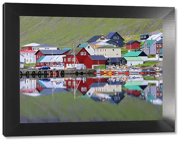 Typical houses, Hvannasund, Vidoy Island, Faroe Islands, Denmark, Europe