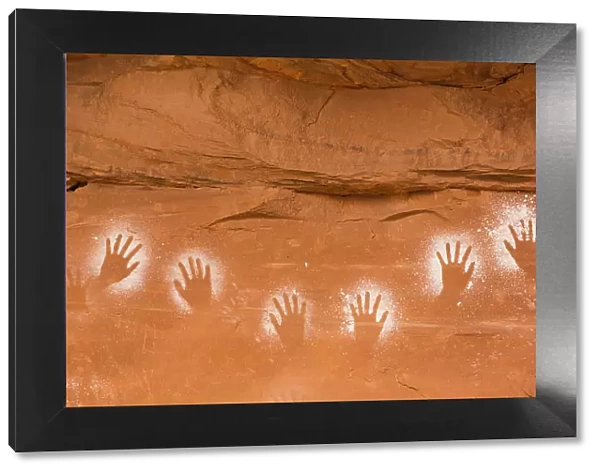 Reverse Handprints, Ancestral Pueblo, up to 1000 years old, Lower Fish Creek, Bears
