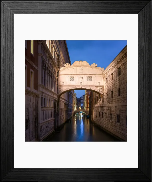 Framed Print : Bridge of Sighs at twilight, Venice, UNESCO World Heritage Site, Veneto, Italy, Europe Framed Print : Bridge of Sighs at twilight, Venice, UNESCO World Heritage Site, Veneto, Italy, Europe