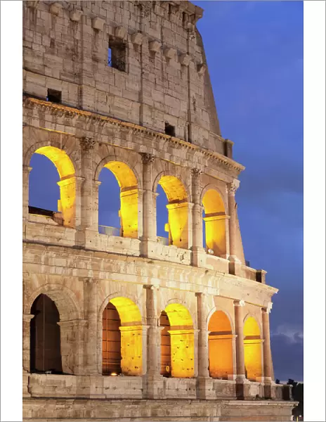 Colosseum (Colosseo), UNESCO World Heritage Site, Rome, Lazio, Italy, Europe