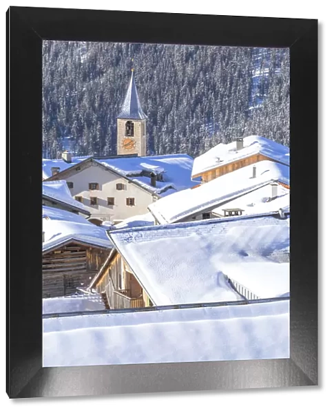Village of Latsch after a snowfall, Bergun, Albula Valley, District of Prattigau  /  Davos