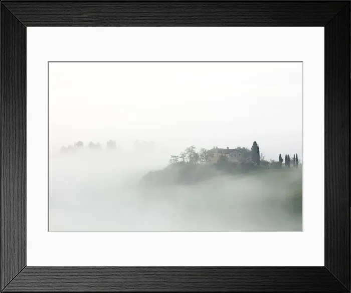 Framed Print : Villa in the mist at sunrise, San Quirico d Orcia, Val d Orcia, UNESCO World Heritage Site Framed Print : Villa in the mist at sunrise, San Quirico d Orcia, Val d Orcia, UNESCO World Heritage Site