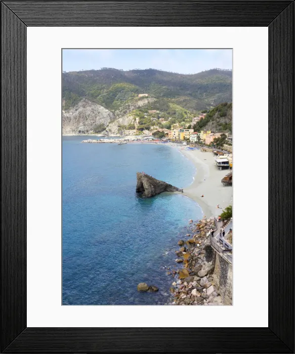 Framed Print : View of the beach at Monterosso, Cinque Terre, UNESCO World Heritage Site, Liguria Framed Print : View of the beach at Monterosso, Cinque Terre, UNESCO World Heritage Site, Liguria