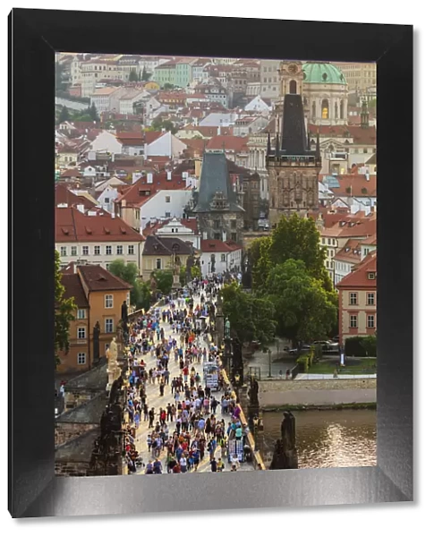 Charles Bridge, Prague, UNESCO World Heritage Site, Bohemia, Czech Republic, Europe