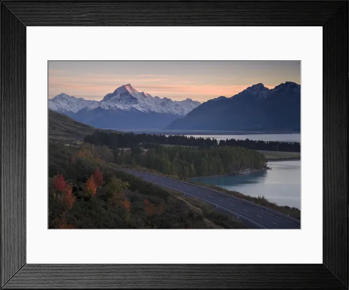 Framed Print : Mount Cook on an autumn morning, UNESCO World Heritage Site, Southern Alps, South Island Framed Print : Mount Cook on an autumn morning, UNESCO World Heritage Site, Southern Alps, South Island