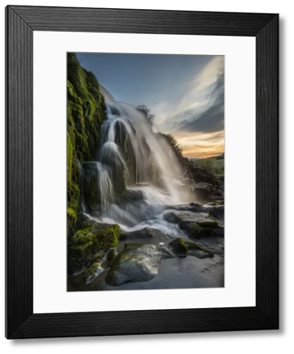 Framed Print : Sunset at the Loup o Fintry waterfall near the village of Fintry, Stirlingshire, Scotland Framed Print : Sunset at the Loup o Fintry waterfall near the village of Fintry, Stirlingshire, Scotland