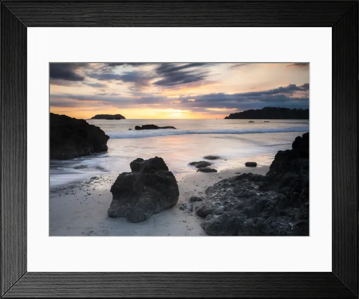 Framed Print : Playa Espadilla Beach at sunset, Manuel Antonio, Pacific Coast, Costa Rica, Central Framed Print : Playa Espadilla Beach at sunset, Manuel Antonio, Pacific Coast, Costa Rica, Central