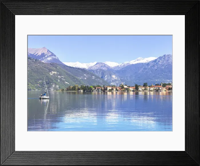 Framed Print : Sailboat on the lake in front Mandello del Lario, Province of Lecco, Lake Como, Italian Lakes Framed Print : Sailboat on the lake in front Mandello del Lario, Province of Lecco, Lake Como, Italian Lakes