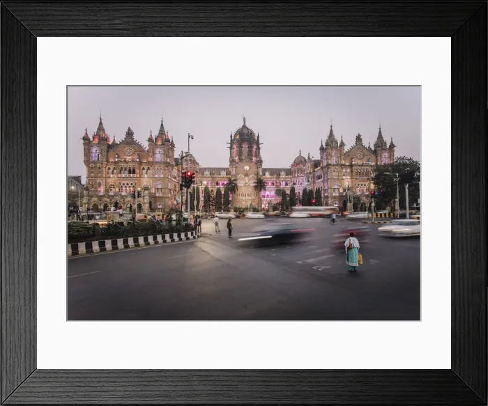 Framed Print : India, Mumbai, Maharashtra, Chhatrapati Shivaji Maharaj Terminus railway station (CSMT) Framed Print : India, Mumbai, Maharashtra, Chhatrapati Shivaji Maharaj Terminus railway station (CSMT)