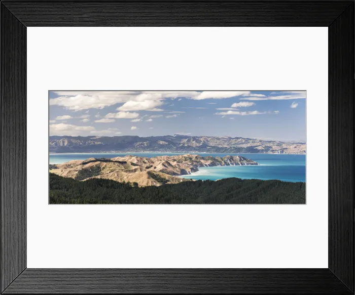 Framed Print : Coastal landscape, Gisborne Region, North Island, New Zealand