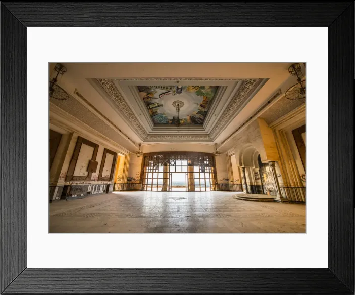 Framed Print : The summer palace of Saddam Hussein, Babylon, Iraq Framed Print : The summer palace of Saddam Hussein, Babylon, Iraq