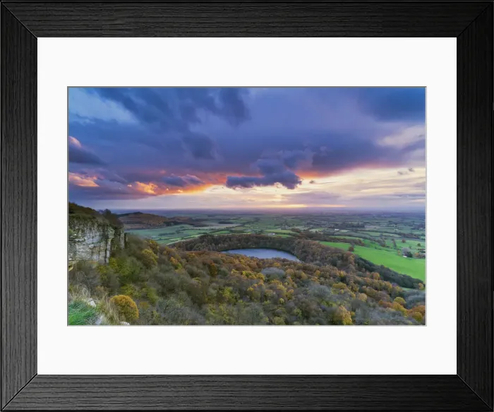 Framed Print : Glacial Lake Gormire at the foot of Whitestone Cliff, North Yorkshire, UK Framed Print : Glacial Lake Gormire at the foot of Whitestone Cliff, North Yorkshire, UK