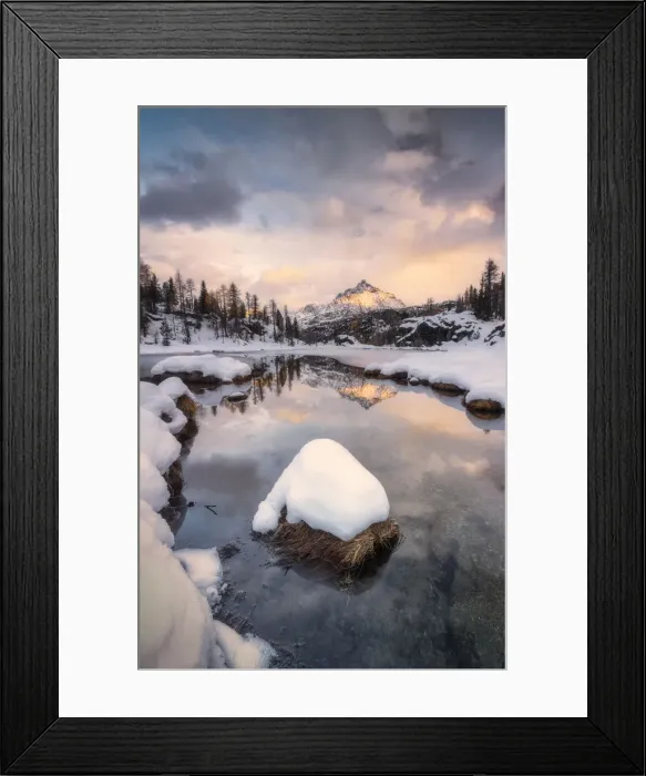 Framed Print : Sunrise above snowy peak of Sasso Moro mirrored in lake MufulA¨, Malenco Valley Framed Print : Sunrise above snowy peak of Sasso Moro mirrored in lake MufulA¨, Malenco Valley