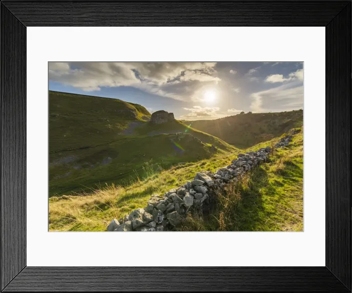 Framed Print : Countryside near Litton Village, Derbyshire, Peak District National Park, England Framed Print : Countryside near Litton Village, Derbyshire, Peak District National Park, England